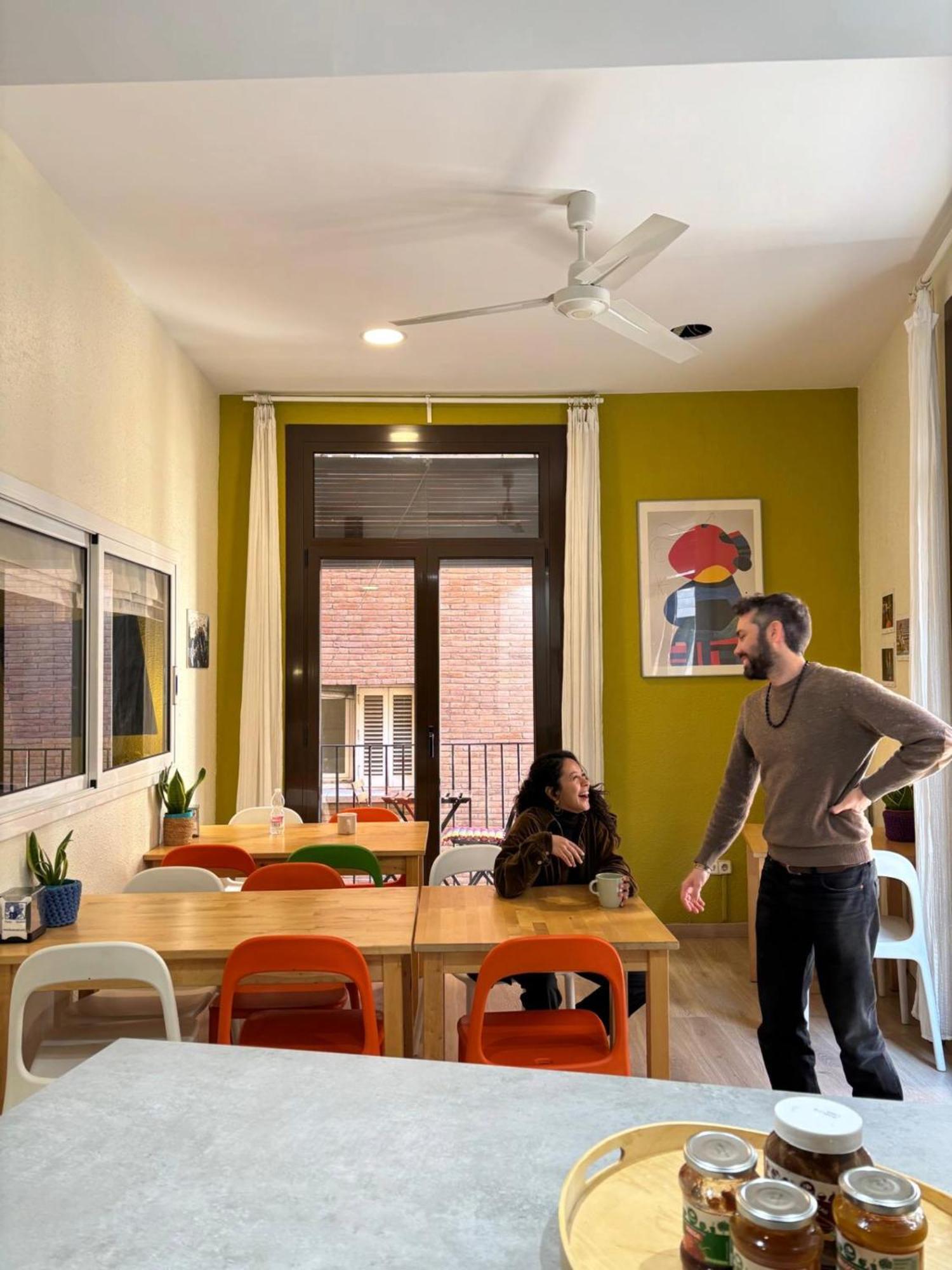 ברצלונה Itaca Hostel מראה חיצוני תמונה