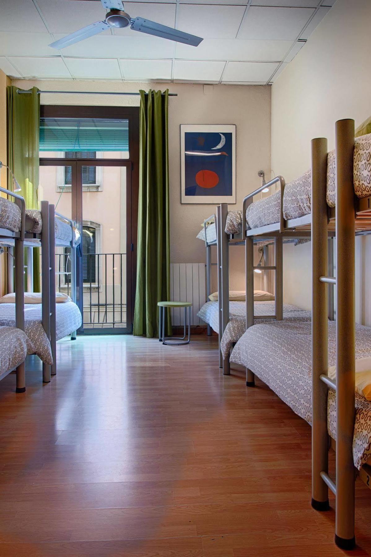 ברצלונה Itaca Hostel מראה חיצוני תמונה